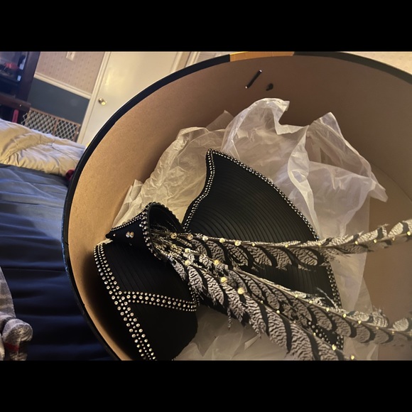 This is a Never Worn Donna Vinci Hat! It is black and silver with crystals! - Picture 2 of 4